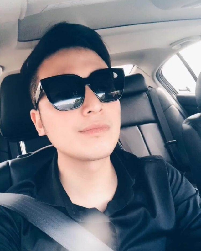 沉稳的第一张照片--厦门上门女婿服务网