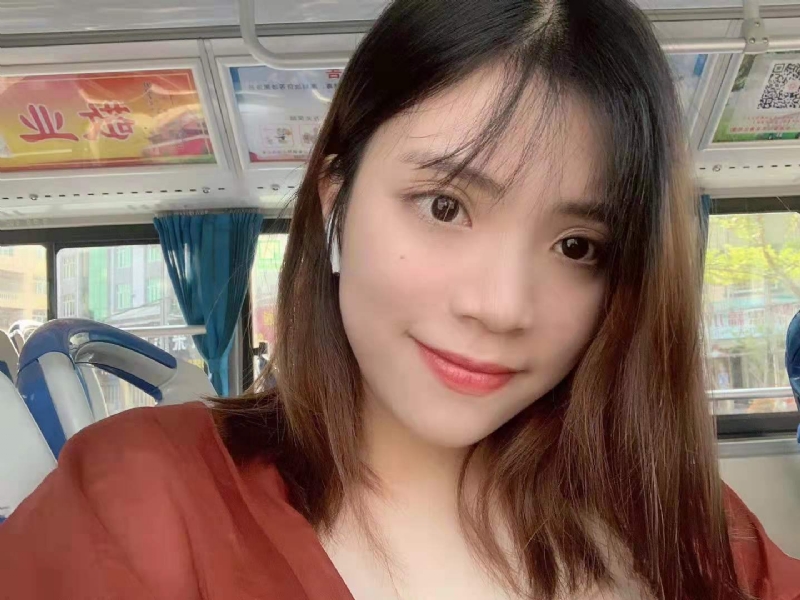 小眼睛的第一张照片--厦门上门女婿服务网