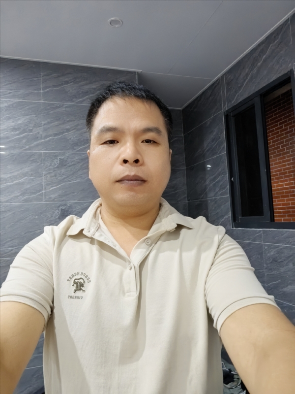 刘两水的第一张照片--厦门上门女婿服务网