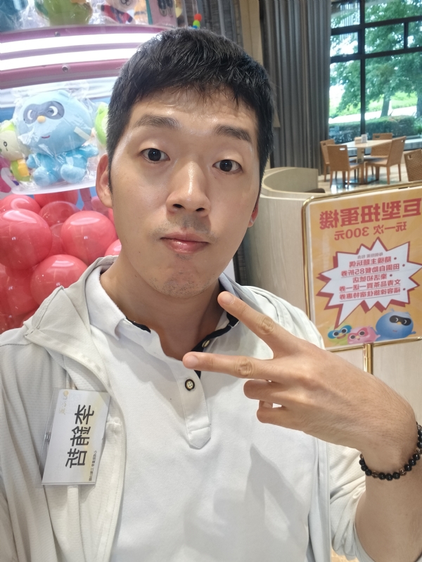 銪哲的第一张照片--厦门上门女婿服务网